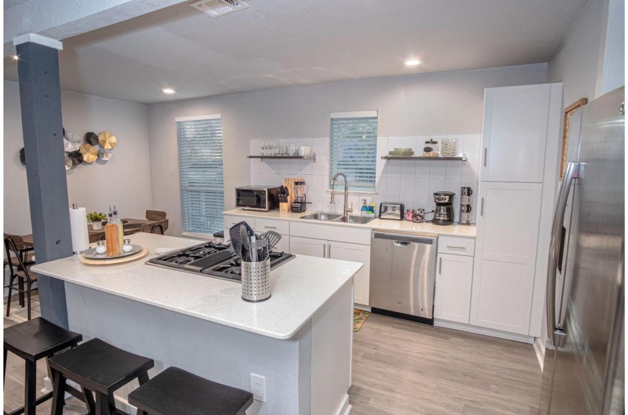 Stylish 4 Br2Ba Renovated Home Near Downtown San Antonio Exterior foto