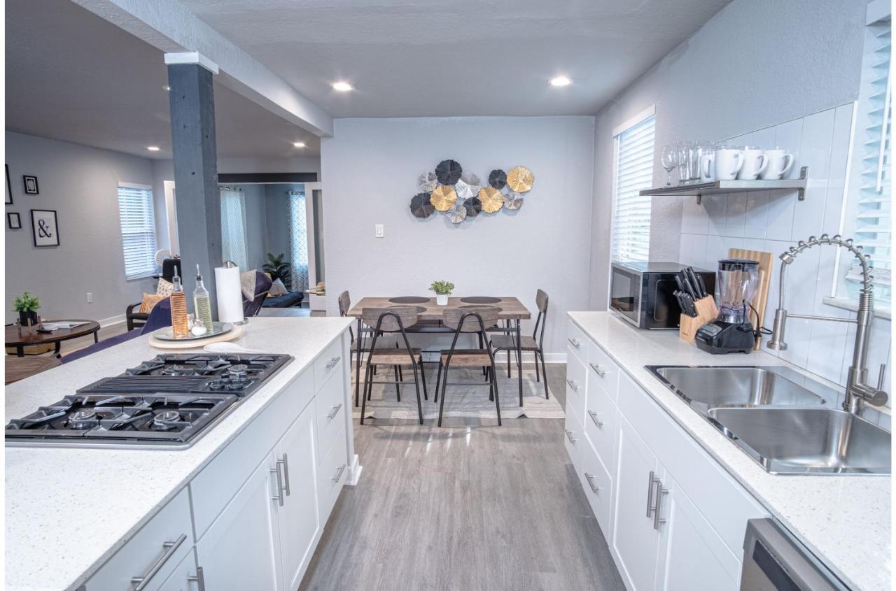Stylish 4 Br2Ba Renovated Home Near Downtown San Antonio Exterior foto