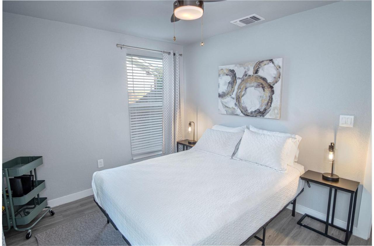 Stylish 4 Br2Ba Renovated Home Near Downtown San Antonio Exterior foto
