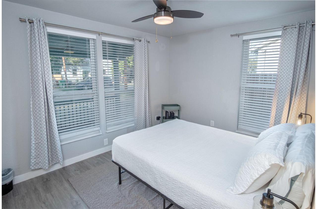 Stylish 4 Br2Ba Renovated Home Near Downtown San Antonio Exterior foto