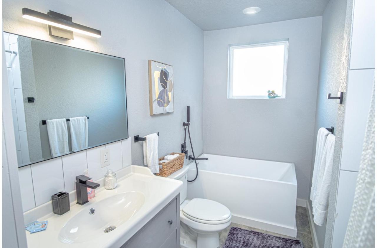 Stylish 4 Br2Ba Renovated Home Near Downtown San Antonio Exterior foto