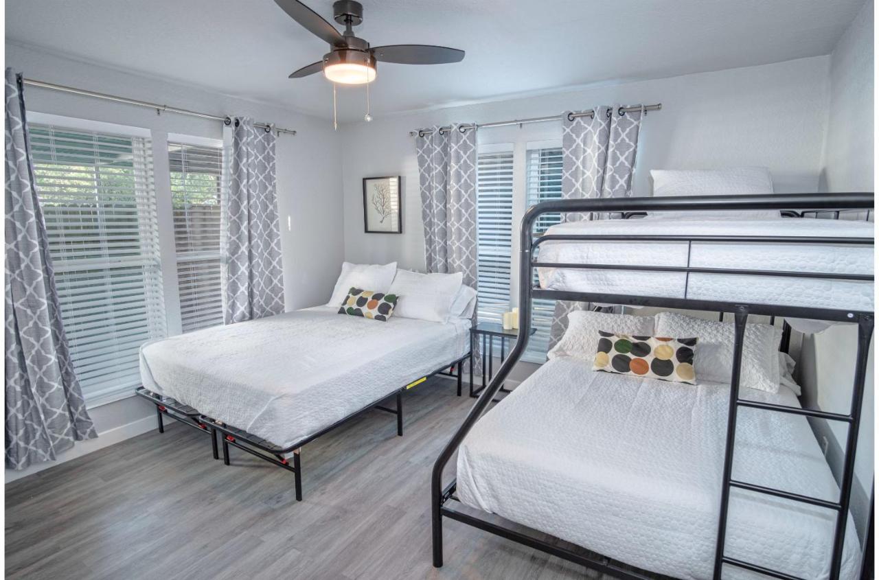 Stylish 4 Br2Ba Renovated Home Near Downtown San Antonio Exterior foto